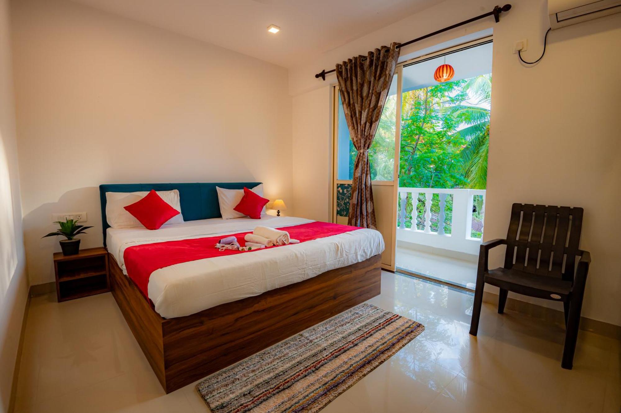 Morjim Sea Waves-Beach Front Hotel المظهر الخارجي الصورة
