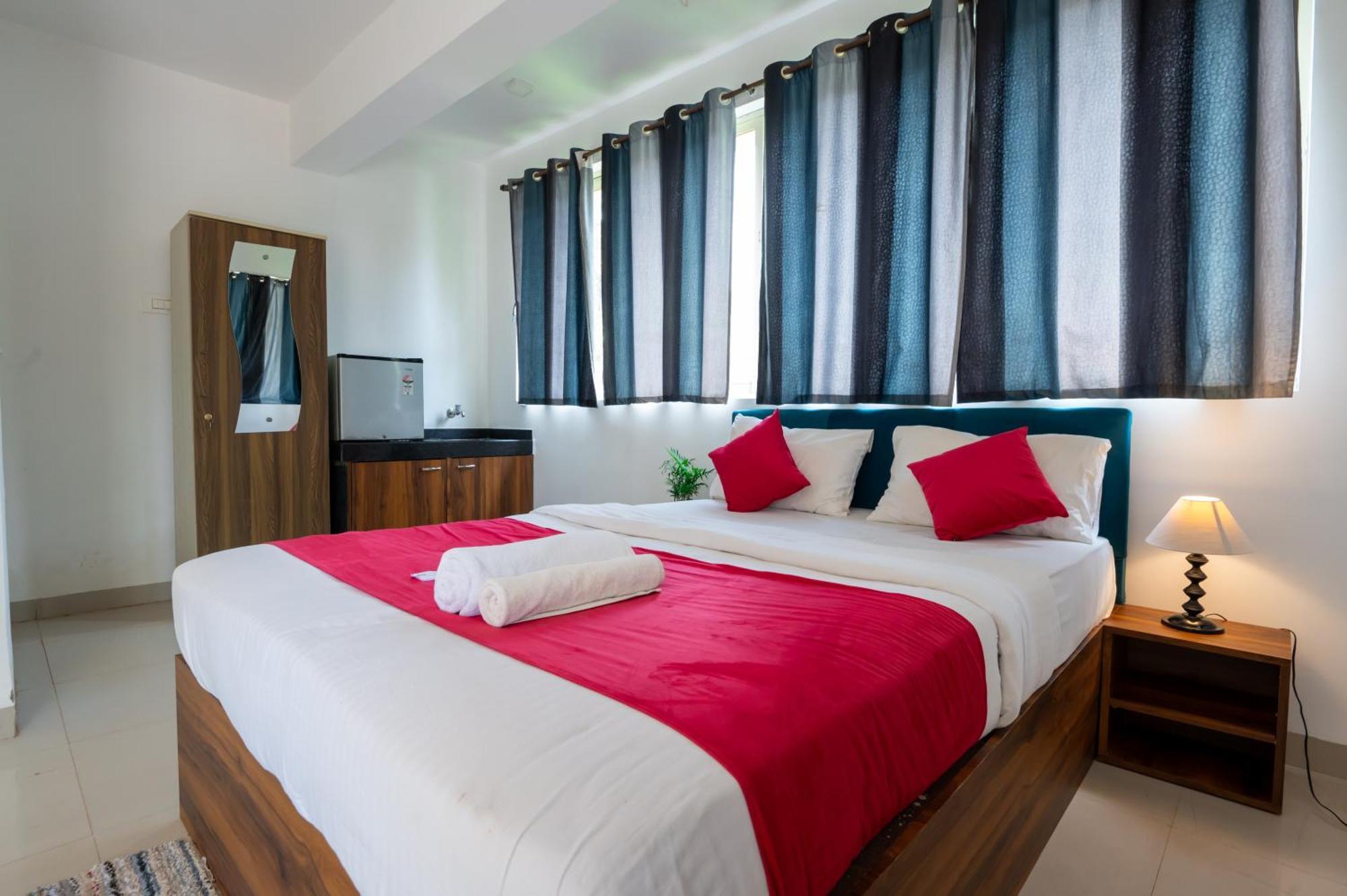 Morjim Sea Waves-Beach Front Hotel المظهر الخارجي الصورة