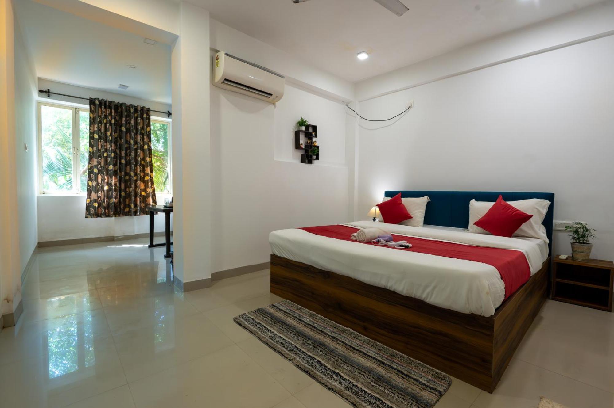 Morjim Sea Waves-Beach Front Hotel المظهر الخارجي الصورة