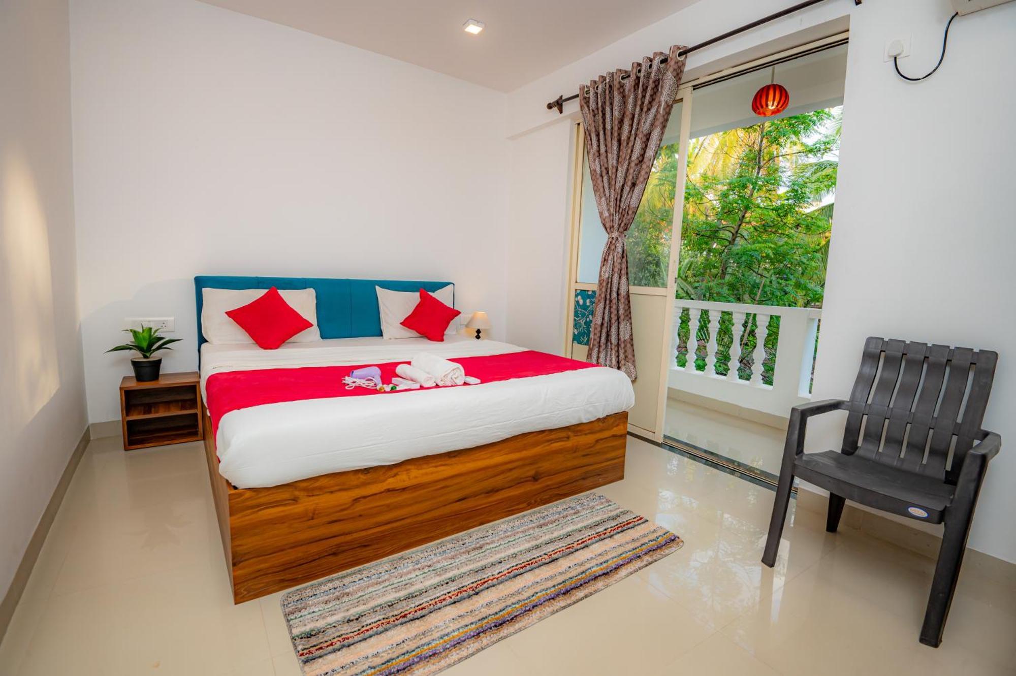 Morjim Sea Waves-Beach Front Hotel المظهر الخارجي الصورة